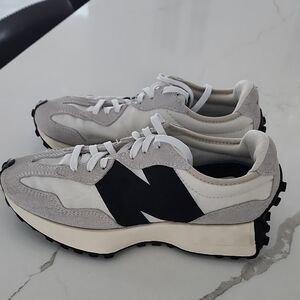 New Balance Women's Black, Gray, and White Sneakers
